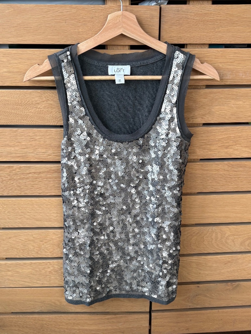 Ann Taylor Charcoal Sequin Tank Top - Silver - XS - EUC